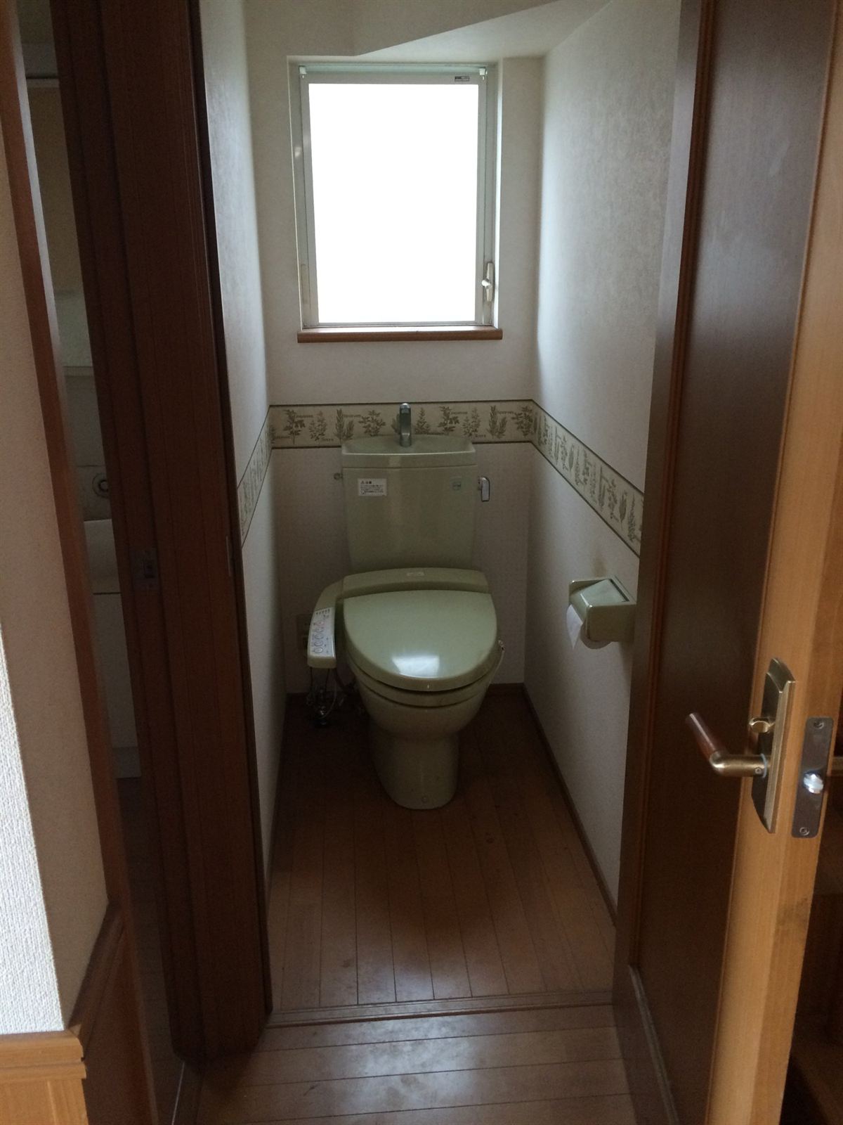 トイレの施工前